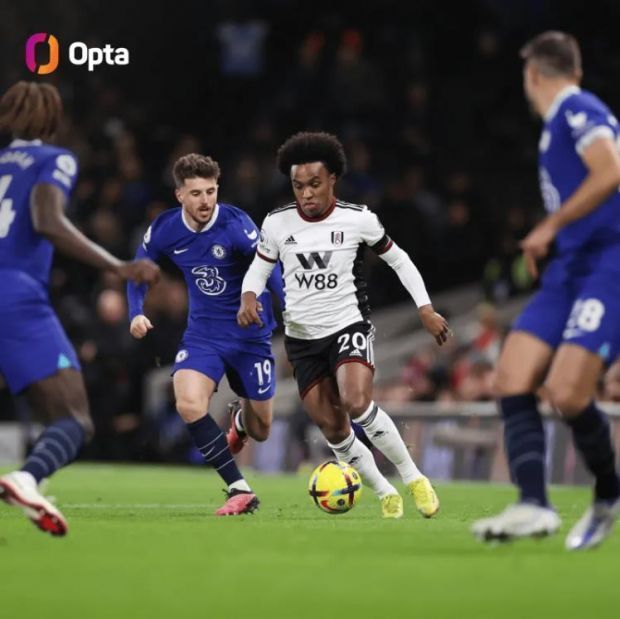 和三笘薰合影的11岁小球员有日本和法国血统，出自吉田麻也担任院长的青训机构