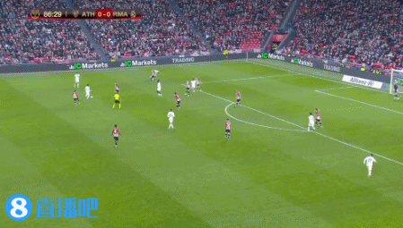 曾经的国产第一AD也老了，被新人选手打爆，惊现超级低级失误